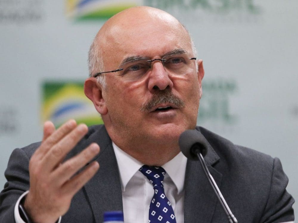 Milton Ribeiro confirma à PF que Bolsonaro pediu para ele receber pastores