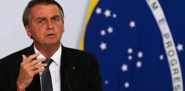 Justiça de SP condena Bolsonaro a pagar indenização de R$ 35 mil a jornalista por insinuação sexual