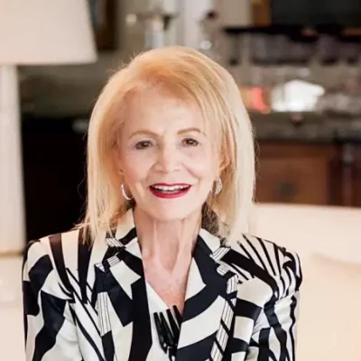 Aos 89 anos e trabalhando, médica da USP está na lista de principais cientistas do mundo