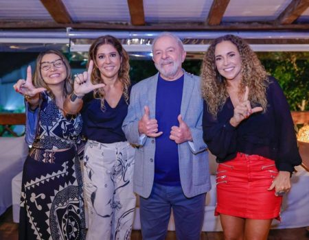 Daniela Mercury recebeu R$ 160 mil por show de centrais em apoio a Lula