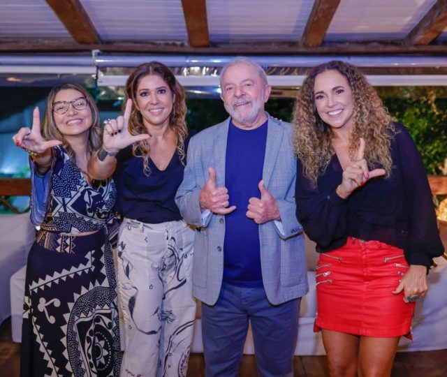 Daniela Mercury recebeu R$ 160 mil por show de centrais em apoio a Lula