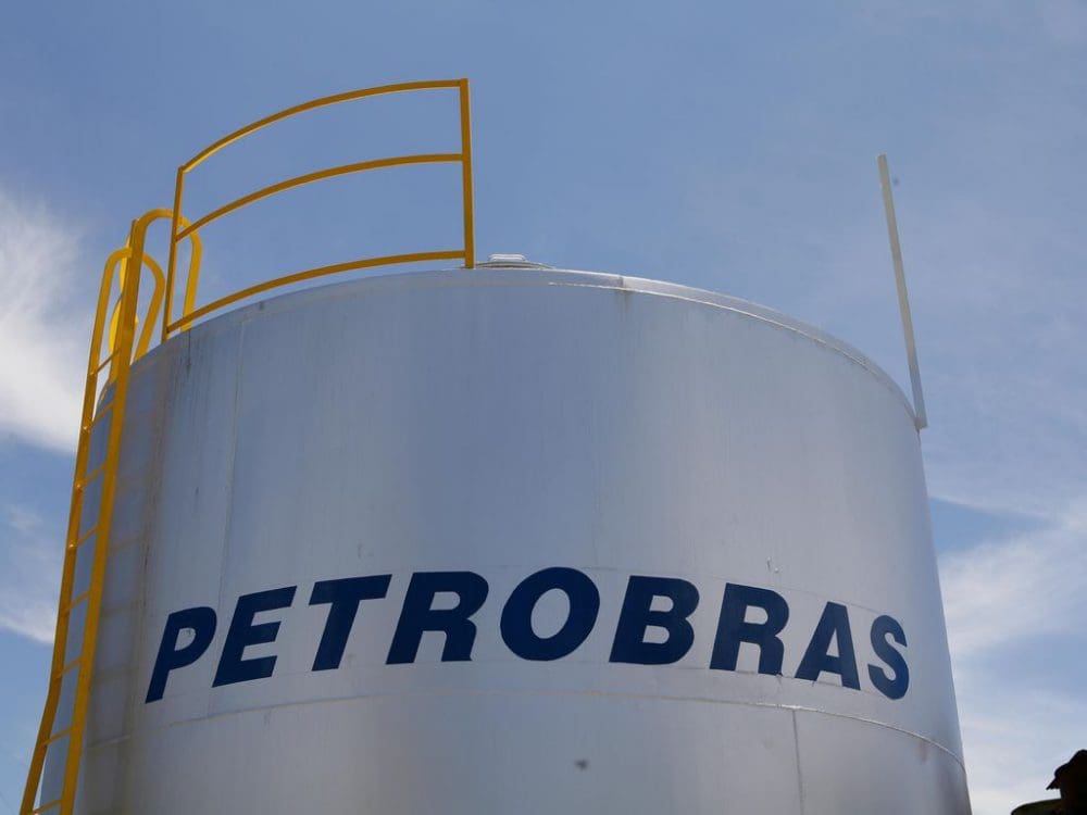 Petrobras reduz preço do diesel para as refinarias em 5,8%￼