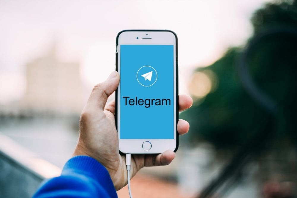 Depois de reverter ordem de bloqueio, Telegram não cumpre medidas e continua sem inibir fake news