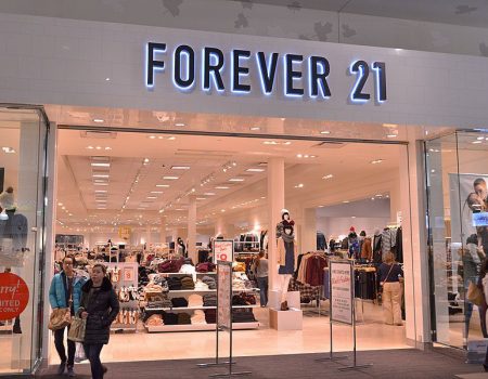Forever 21 deve fechar todas as lojas no Brasil até domingo