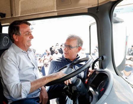 Governo decide criar ‘PIX caminhoneiro’ de R$ 1 mil e elevar Auxílio Brasil para R$ 600 a menos de quatro meses da eleição