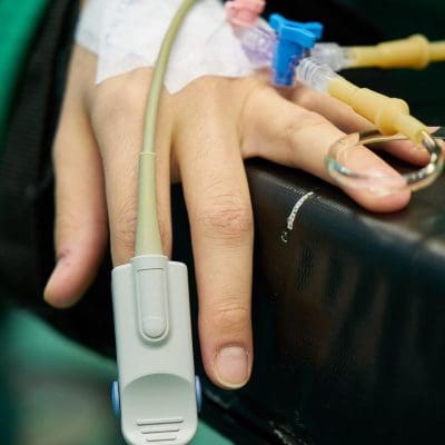 Surto de síndromes gripais mata 10 crianças no Amapá e lota UTIs pediátricas