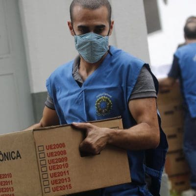 Profissionais da Abin negam fraude e dizem confiar na votação com urnas eletrônicas