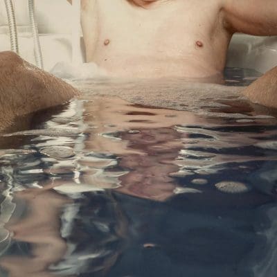 Banhos, saunas e hidromassagens quentes afetam a saúde do esperma, diz estudos