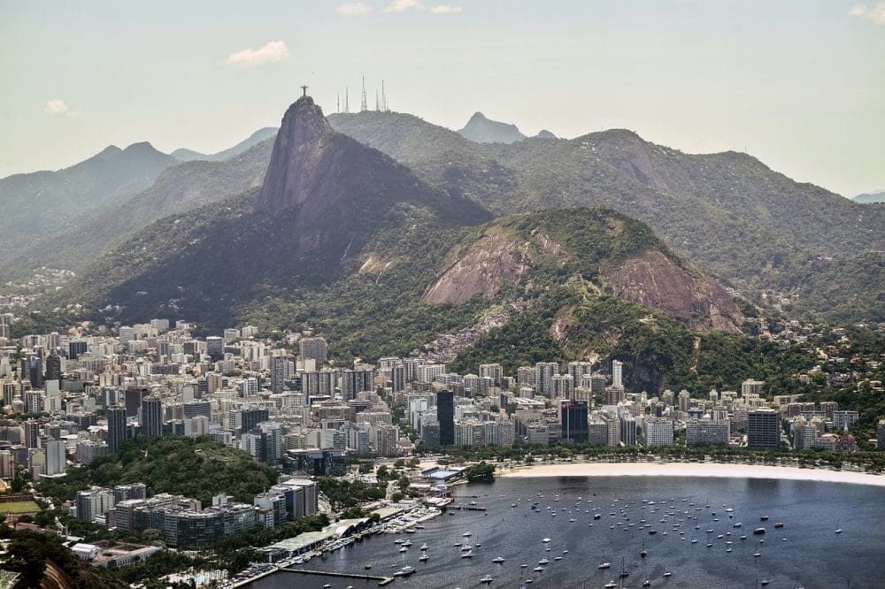 Empresários articulam isenção de imposto para turistas no Rio