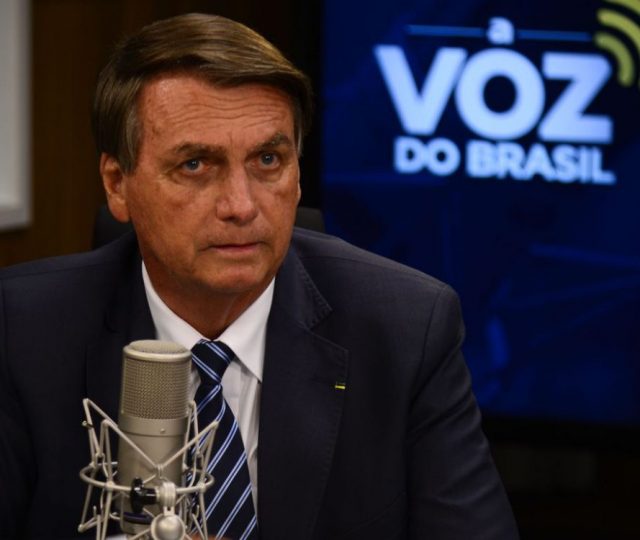 Mídia estrangeira critica fala de Bolsonaro a embaixadores
