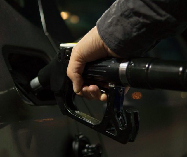 Gasolina premium: o que é, quando vale a pena e quais as diferenças