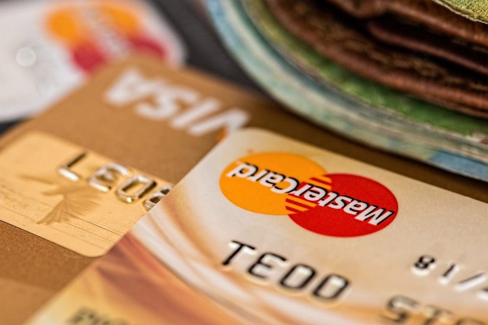 Como obter os máximos benefícios de seu cartão de crédito após as mudanças nas regras de acúmulo de pontos?