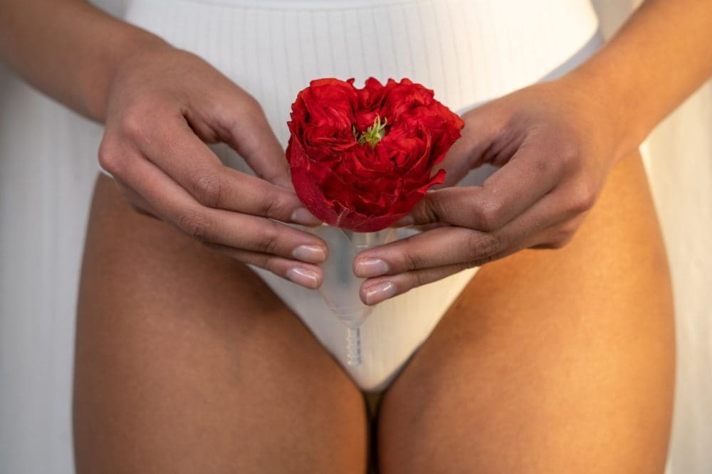 5 alimentos que podem ajudar a regular o ciclo menstrual