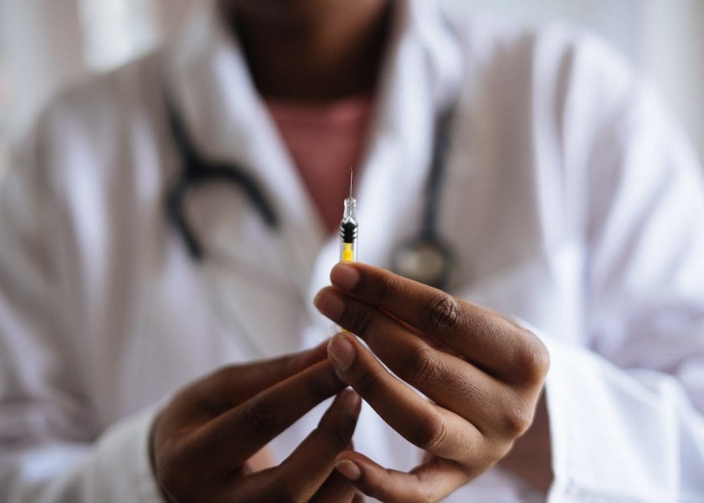 PrEP injetável: conheça o primeiro medicamento contra o HIV que dura dois meses