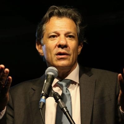 Reforma tributária pode elevar isenção do IR para R$ 4 mil em 2025, diz Haddad