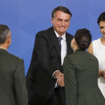 Joias para Michelle Bolsonaro: entenda o caso que envolve o ex-presidente
