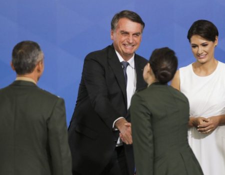 Joias para Michelle Bolsonaro: entenda o caso que envolve o ex-presidente