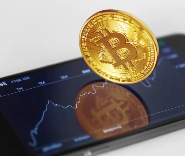 Como minerar Bitcoin no celular: é possível ganhar criptomoedas com o smartphone?