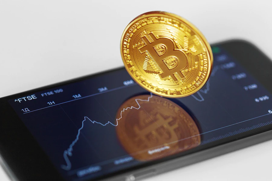 Como minerar Bitcoin no celular: é possível ganhar criptomoedas com o smartphone?