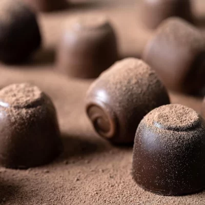 Os benefícios do chocolate 70% para a saúde e o humo