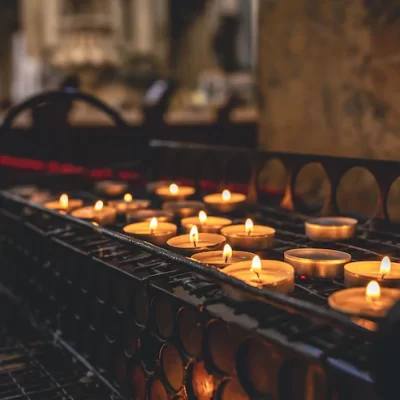 Por que as igrejas não pagam impostos no Brasil?