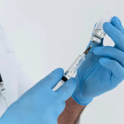 Vacinação contra raiva gratuita em São Paulo: saiba onde e quando levar seu pet