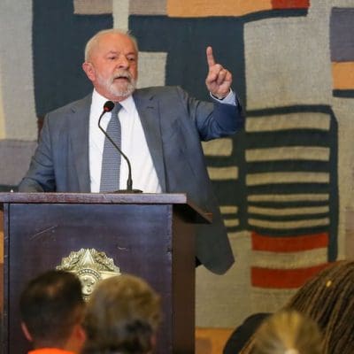 Lula cobra imposto dos “super-ricos” para aumentar isenção do IR