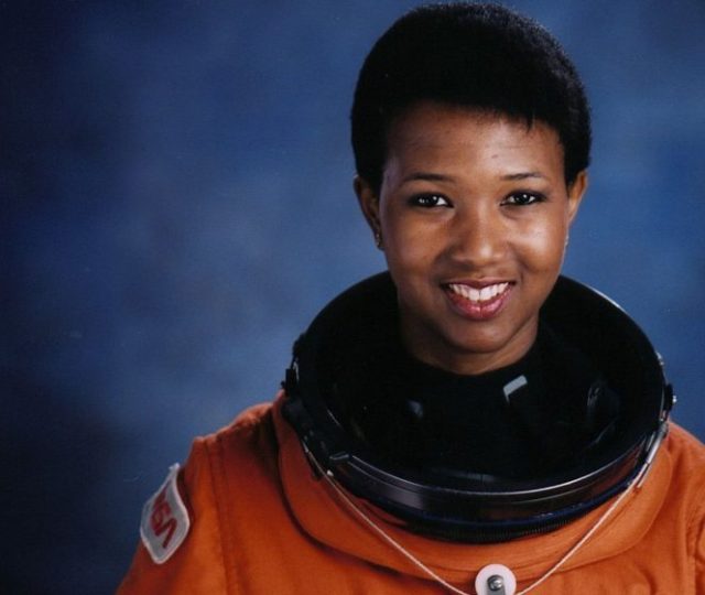 Mae Jemison: a médica que virou astronauta da NASA e foi ao espaço