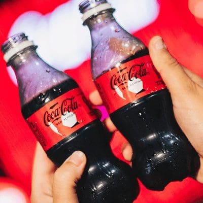 Aspartame: o que é, como usar e quais os riscos desse adoçante artificial