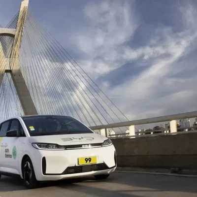 BYD e 99 fecham parceria para fornecer carros elétricos para motoristas parceiros