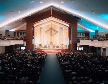 Como funciona a isenção de impostos para igrejas no Brasil?