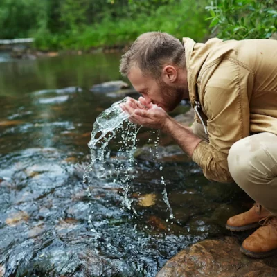 Homem morre por ameba ‘comedora de cérebro’ que entra pelo nariz