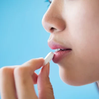 Medicamentos para artrite reumatoide podem prevenir doenças da tireoide, diz estudo