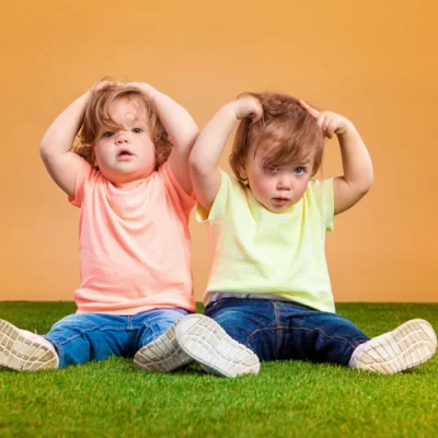 Gêmeos idênticos têm uma assinatura única no seu DNA, diz estudo