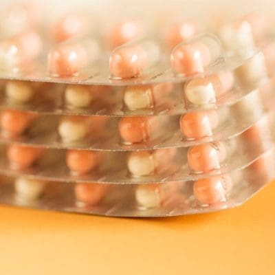 Desnutrição pode aumentar a resistência a antibióticos, revela estudo