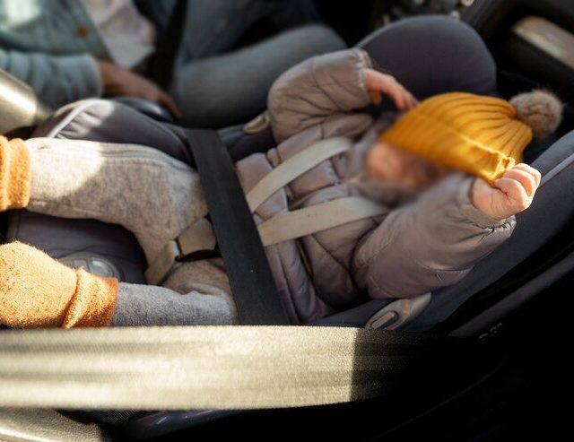 Cinco casos trágicos de crianças que morreram esquecidas dentro de carros