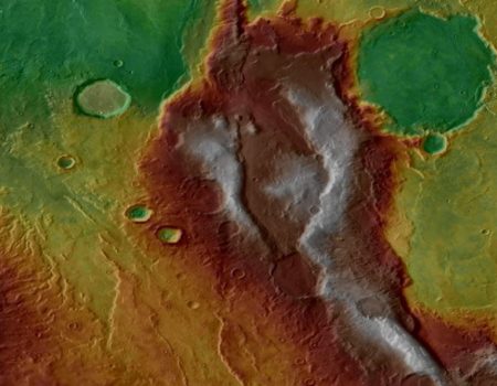 Marte tem vulcões mais diversos e complexos do que se imaginava, diz estudo