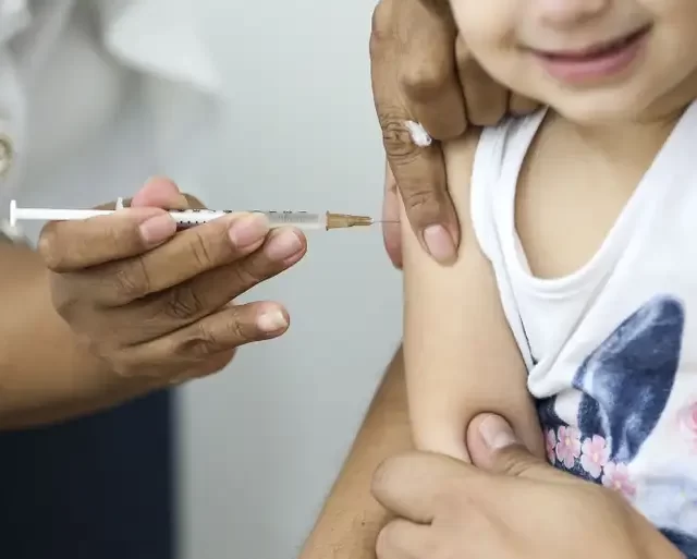 Vacina BCG não previne tuberculose em adultos, diz estudo da Fiocruz