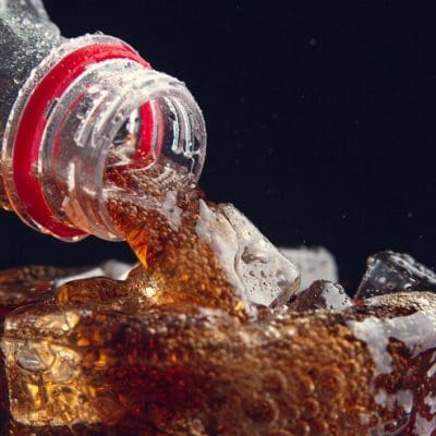 Estudo revela ligação entre bebidas doces e arritmia cardíaca