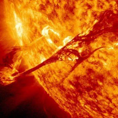 Grandes explosões no Sol podem ser visíveis durante o eclipse solar de 8 de abril