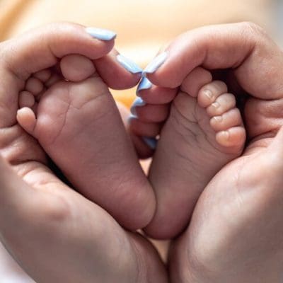 Novas descobertas ligam medicamento anticonvulsivante Topiramato ao risco de autismo fetal