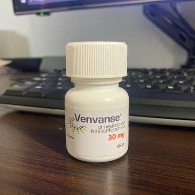 Venvanse: os riscos e o crescimento do comércio ilegal do medicamento para TDAH e transtorno alimentar